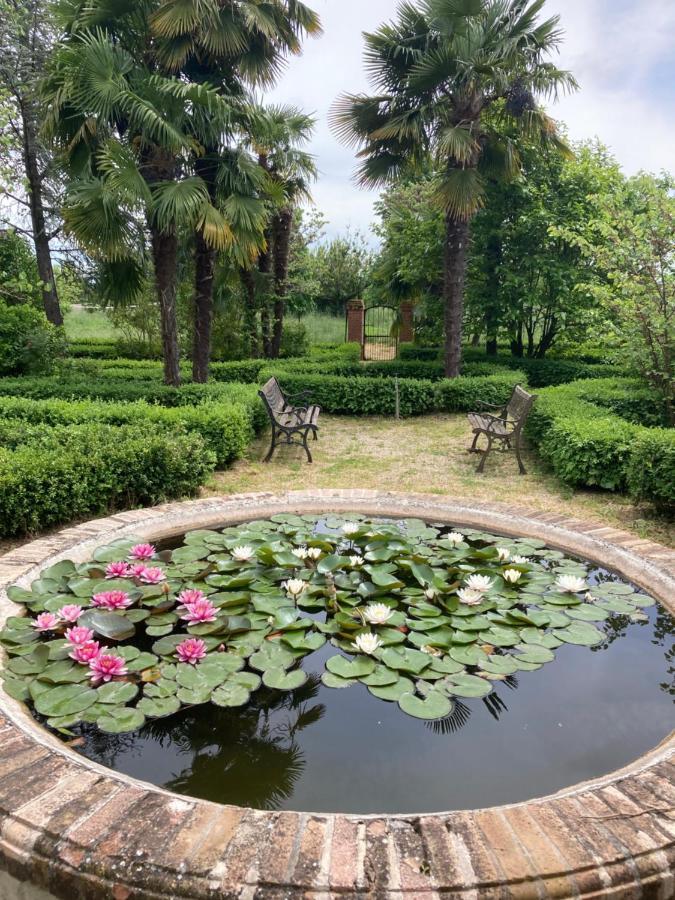Domaine De Menerque - Petit Chateau Avec Piscine Lisle-sur-Tarn Zewnętrze zdjęcie